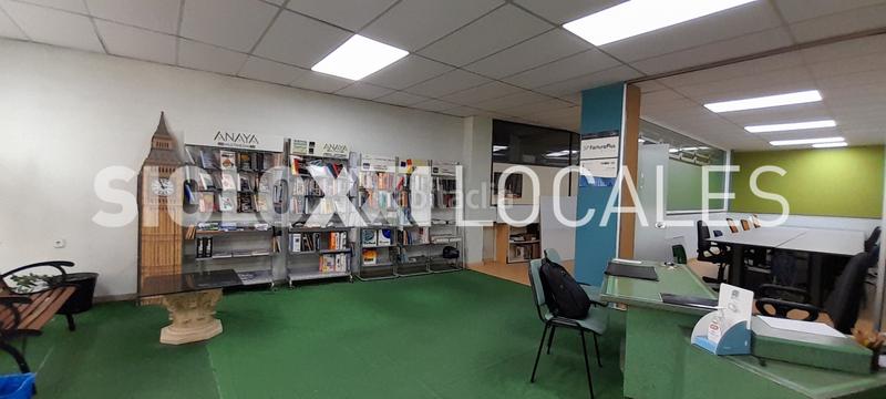 Foto 5c3d6a43-0197-4c6d-ac08-d0384e41d140. Local comercial en Casagemes Badalona