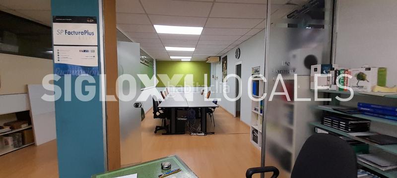 Foto e5bc6c39-aeb1-4c7f-b484-76b0e4fde58b. Local comercial en Casagemes Badalona