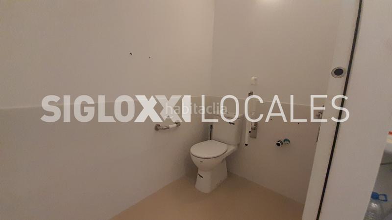 Foto 2b4608f3-9dd8-45b9-80d2-208f4e4ff362. Lloguer local comercial a Sant Ramon - Maternitat Barcelona