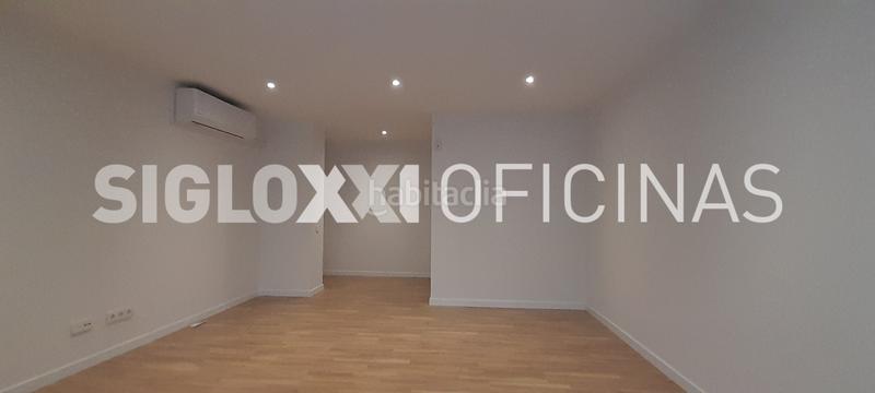 Foto 175da346-dec7-44c2-9f5c-d9869d9eb5ad. Rent business premise in Baix Guinardó Barcelona