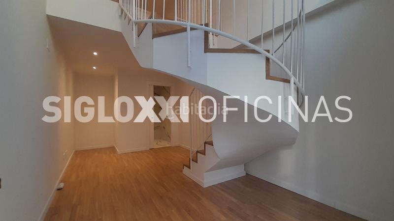 Foto d8c08244-e7af-4b3c-b9f7-15682aabf198. Rent business premise in Baix Guinardó Barcelona