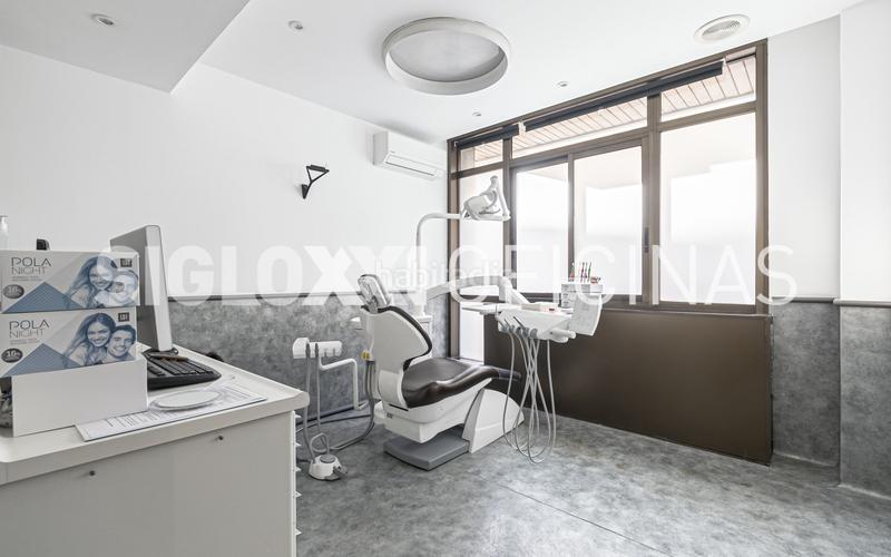 Foto f6411413-cc8b-462b-92c4-d06fe9ae7076. Bureau avec chauffage dans Putget - Farró Barcelona