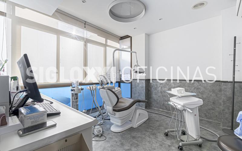 Foto 3dd6a33c-c9a8-4a0d-908f-eb6cdd0b0127. Oficina en Putget - Farró Barcelona