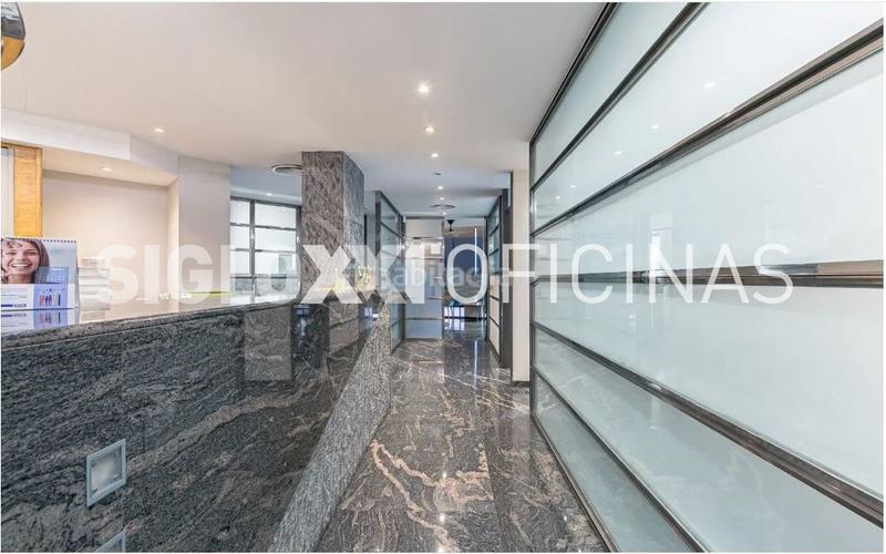 Foto 6aaf9ef6-8bd7-45a8-be4d-e0b0d38b6947. Oficina en Putget - Farró Barcelona