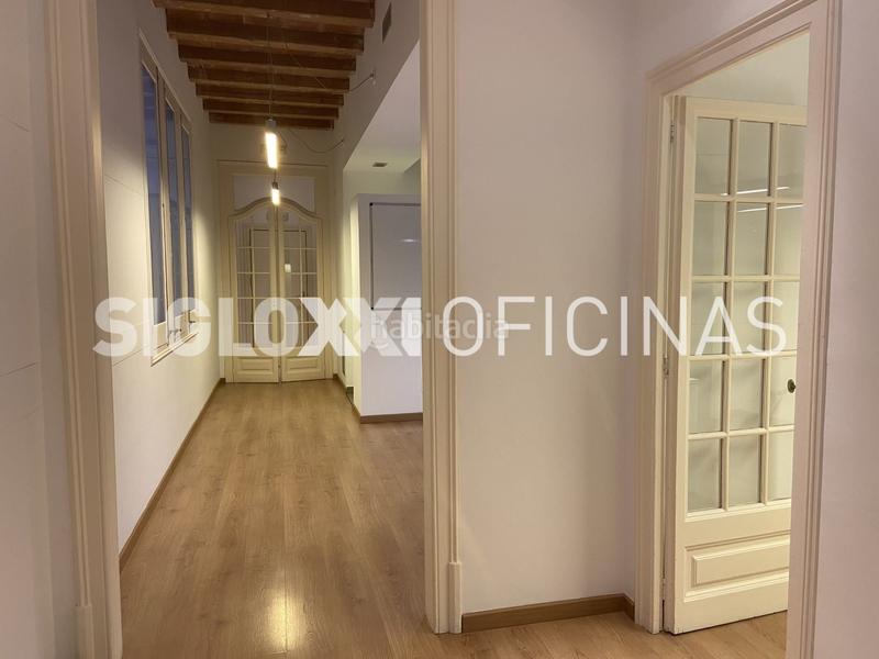 Foto df763952-ae12-47d6-be9e-1c2adfc2d630. Alquiler oficina en Dreta de l´Eixample Barcelona