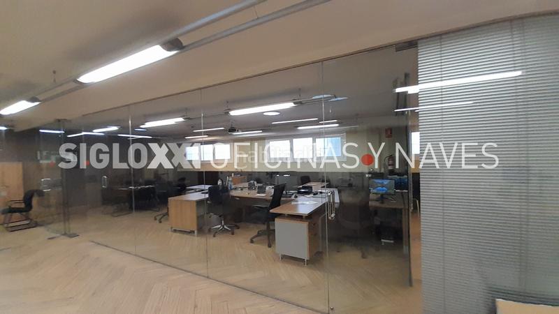 Foto 9ea41f27-485a-418e-a4b0-18561d636dc8. Local comercial en Poblenou Barcelona