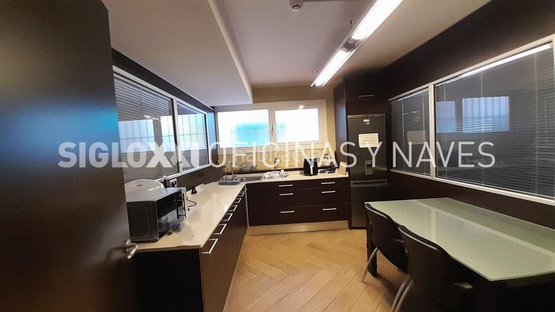 Foto fc07771d-8f7b-448b-8b09-3144434cb692. Local comercial en Poblenou Barcelona