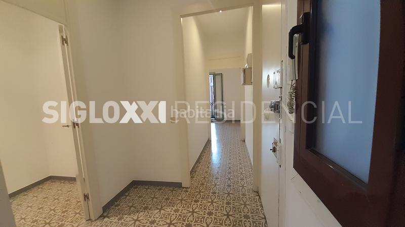 Foto 47e4dbf3-cb3a-4c2c-b116-f4f52f3a9678. Etagenwohnung in Raval Barcelona