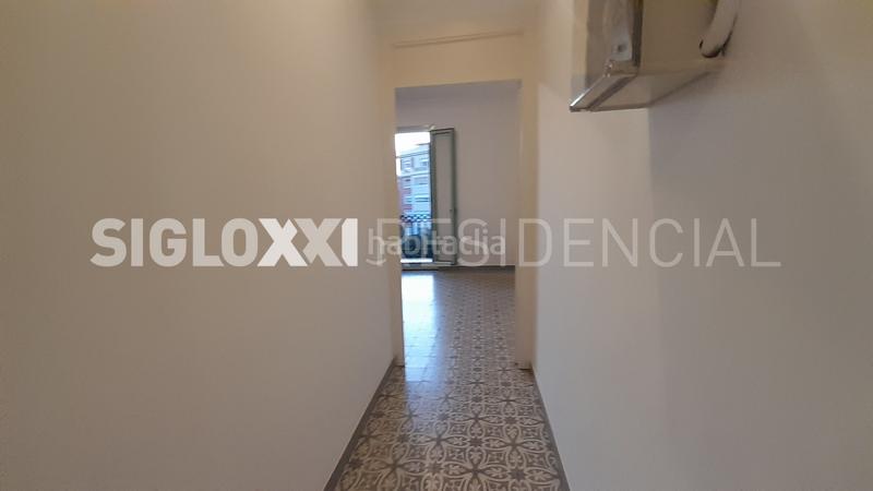 Foto 90a85e15-f7b0-4367-8a67-7e34f717d855. Etagenwohnung in Raval Barcelona