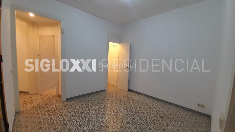 Foto ed904170-3218-423e-84c4-742979f47a31. Etagenwohnung in Raval Barcelona