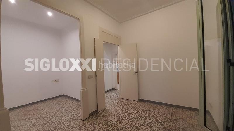 Foto 18095dbd-d96a-45ca-b313-8e885029cc3b. Piso en Raval Barcelona