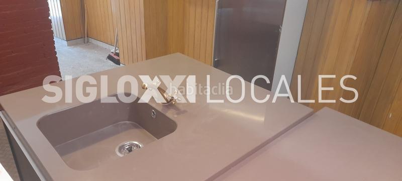 Foto 8f081e08-c1af-4949-b8f2-d9b9f354d065. Location local commercial dans Navas Barcelona