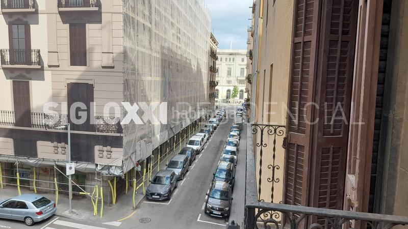 Foto b467c932-2307-49df-9eb8-9d5349f893bc. Alquiler piso en St. Pere - Sta. Caterina - El Born Barcelona