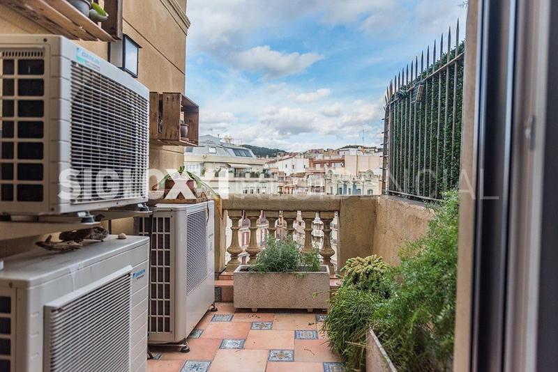 Foto 16ac4f99-2d00-4e6a-b263-68c8971daa61. Dúplex amb calefacció a Dreta de l´Eixample Barcelona