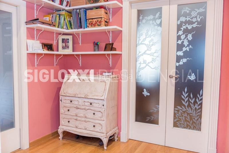 Foto dd391efd-9390-481b-9e66-ff0b99d2ab31. Dúplex amb calefacció a Dreta de l´Eixample Barcelona