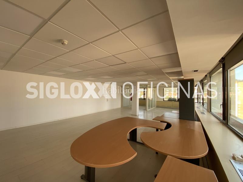 Foto c208029c-f6e2-4ff8-bc71-82148cb8e06c. Location bureau avec chauffage parking dans Pedralbes Barcelona