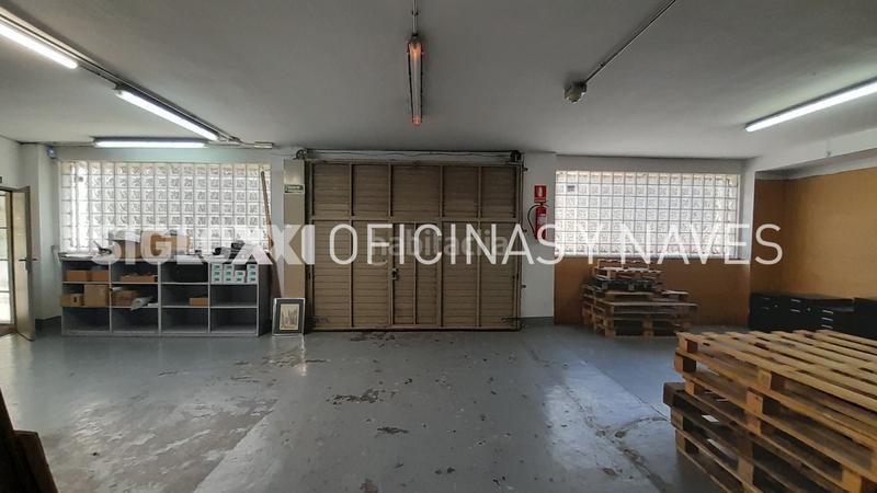 Foto ec2d5bed-9217-46de-a77c-2a2c1de5c1dd. Local comercial a Putget - Farró Barcelona