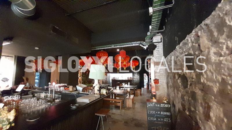 Foto 0026aace-d57e-46e1-b5eb-2d5a09f6609b. Traspàs local comercial a Sant Antoni Barcelona