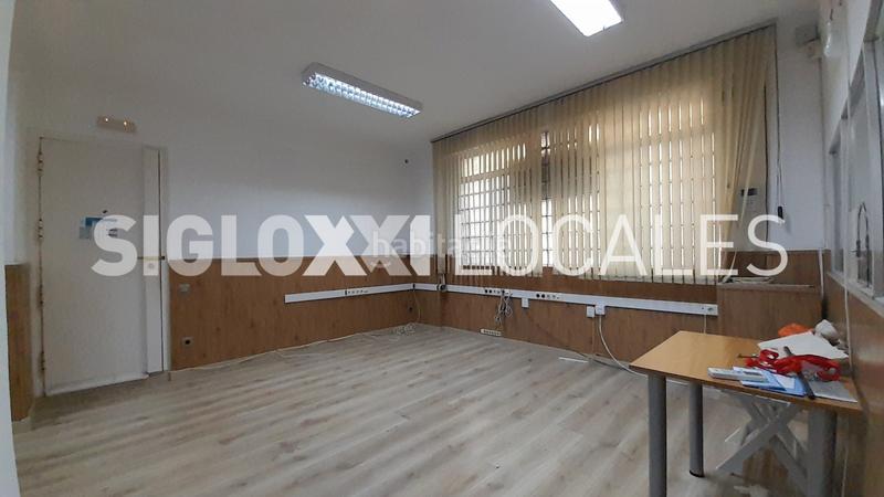 Foto 6f9196fb-77e4-4135-bbcd-8b32dd00bf1f. Rent business premise in El Camp d´en Grassot i Gràcia Nova Barcelona