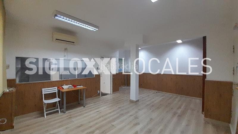 Foto 9012072b-a5b7-46dc-a288-3aec37595982. Rent business premise in El Camp d´en Grassot i Gràcia Nova Barcelona