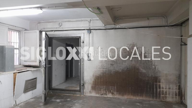 Foto 8f7cb8cf-fc81-4ae3-91fb-e212e860e7b0. Alquiler local comercial en El Camp d´en Grassot i Gràcia Nova Barcelona