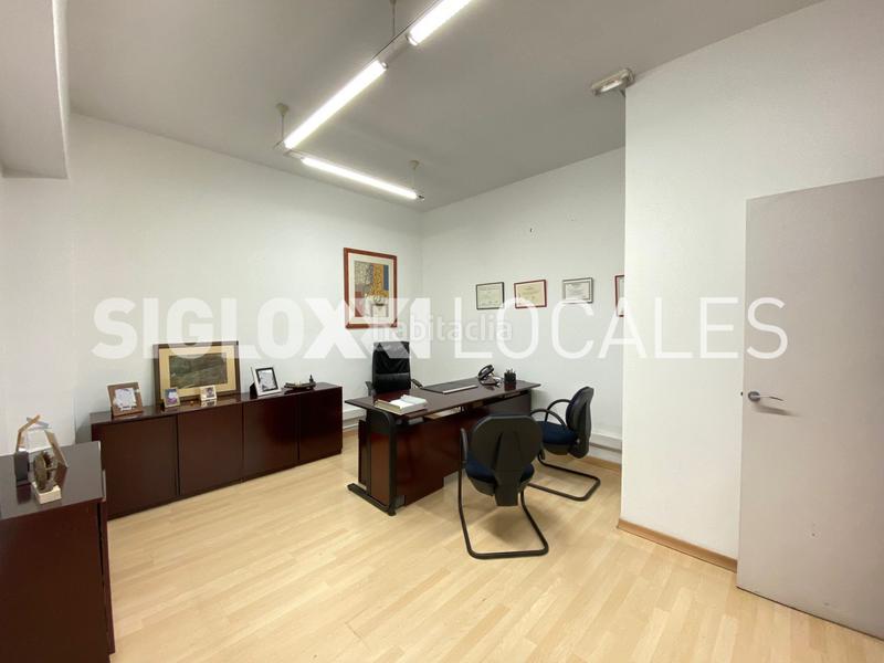 Foto 8783d733-7475-4bdc-af5a-5c0a3ab7cfac. Business premise in El Camp de l´Arpa del Clot Barcelona