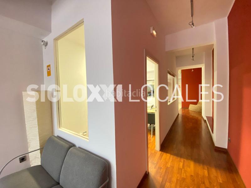 Foto 1ae39c91-3fcf-4c68-8e50-315886a3412c. Local comercial en El Camp de l´Arpa del Clot Barcelona