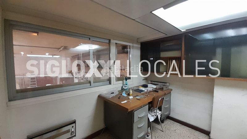 Foto 465a1527-2dac-42c8-a72d-e6c549af7e0b. Local comercial a Horta Barcelona