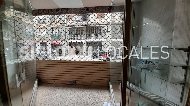 Foto 4c0df99c-79da-4808-bcc3-40d4a21aae6e. Local comercial a Horta Barcelona