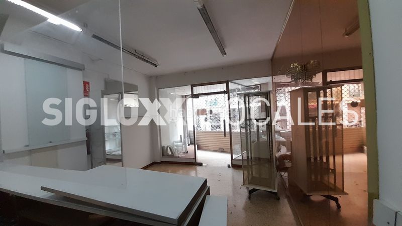 Foto 4ea52138-baea-4997-a607-5d97c21ff518. Local comercial a Horta Barcelona