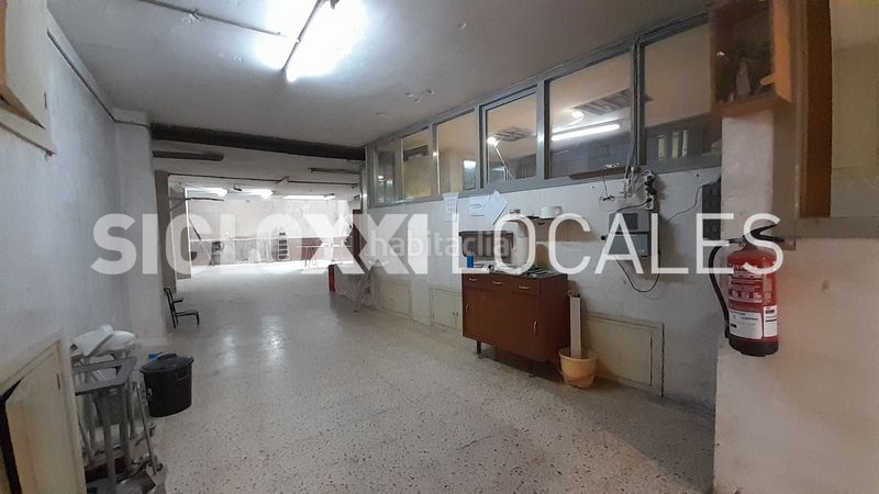 Foto a10e19cb-13c5-48ad-bcf7-7fd4389ce91b. Local comercial a Horta Barcelona