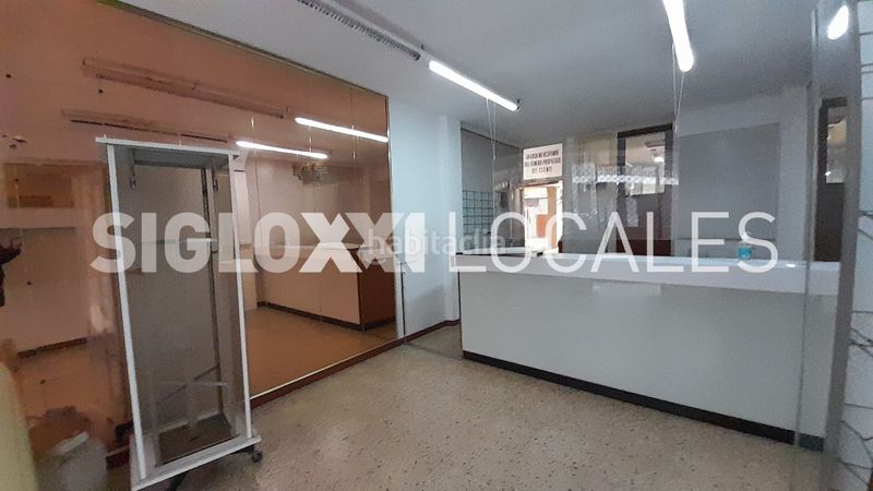 Foto cb8e593b-478a-4146-9346-8d3a47a0a2ae. Local comercial a Horta Barcelona