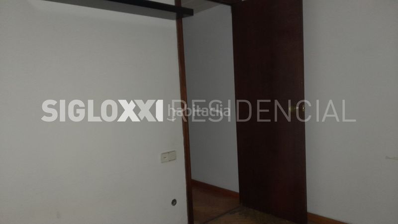 Foto 3b7d7c33-d2c6-4455-8846-e2b7b2f757bc. Pis amb calefacció a La Nova Esquerra de l´Eixample Barcelona