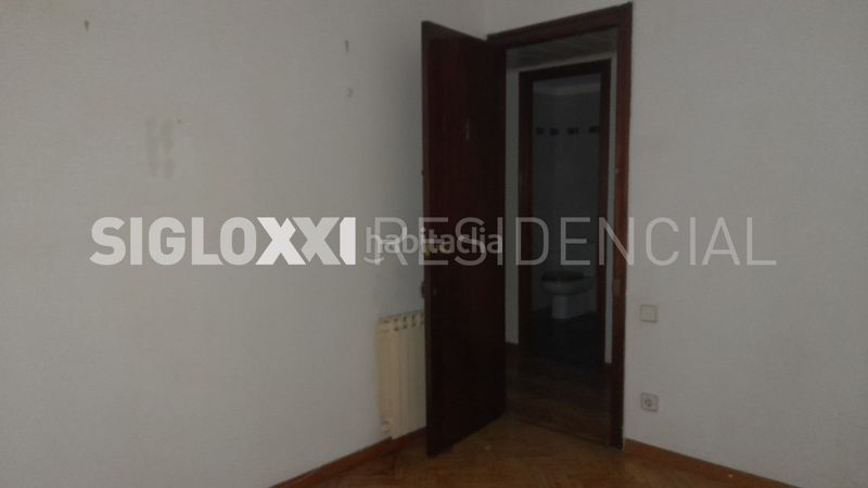 Foto 4ed0fa4d-d473-4234-a0fb-a4d46c79da36. Pis amb calefacció a La Nova Esquerra de l´Eixample Barcelona