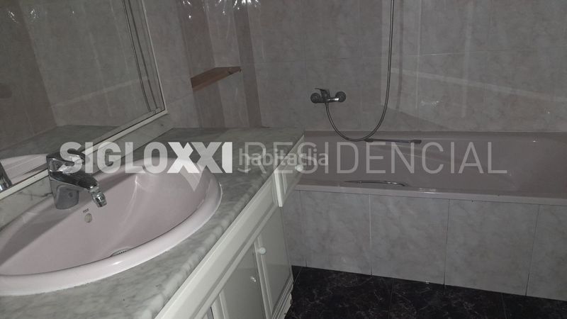 Foto 5c9f7f02-a4c4-4861-9b6e-88a27e2809e1. Pis amb calefacció a La Nova Esquerra de l´Eixample Barcelona