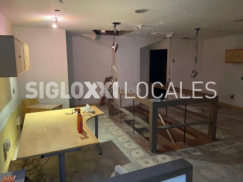 Foto 1d600b1b-9e92-4ee1-9408-ceb19f4bdb16. Local comercial a Sant Antoni Barcelona