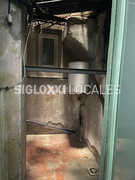Foto 65f09466-8085-445b-a9b2-dd566ef4396c. Local comercial a Sant Antoni Barcelona