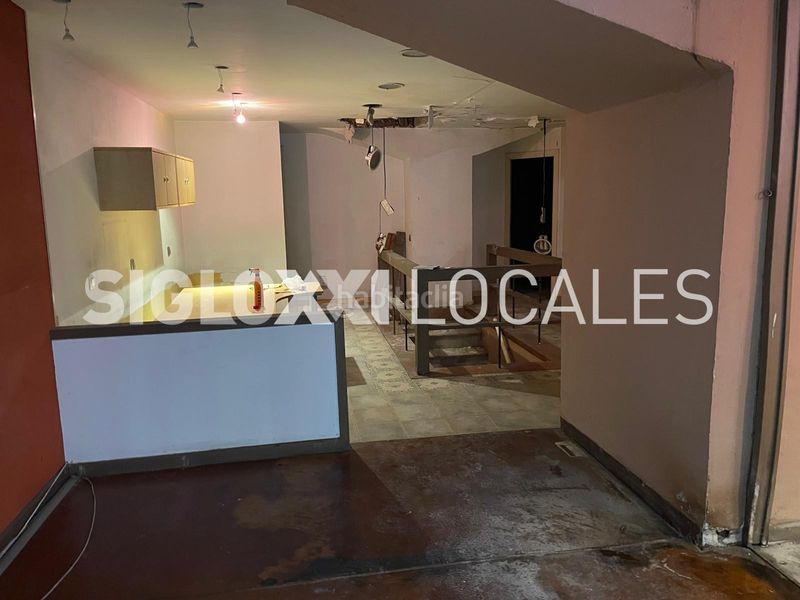 Foto 933e69cb-a399-4e5a-8abc-d02d2468f992. Local comercial a Sant Antoni Barcelona