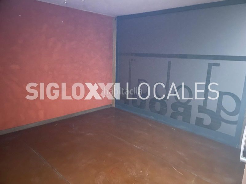 Foto e9633be5-f469-4722-a5be-20b21ed95dd8. Local comercial a Sant Antoni Barcelona