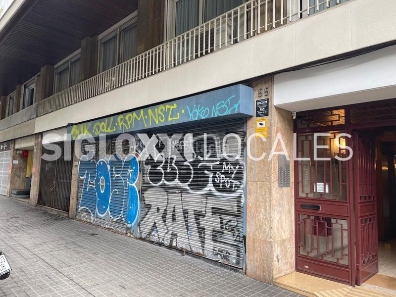 Foto ebfcb702-274f-4cfb-9c46-c06fcdaadcfb. Local comercial a Sant Antoni Barcelona