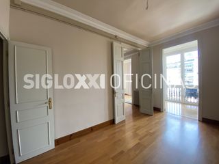 Miete Büro  Pau claris