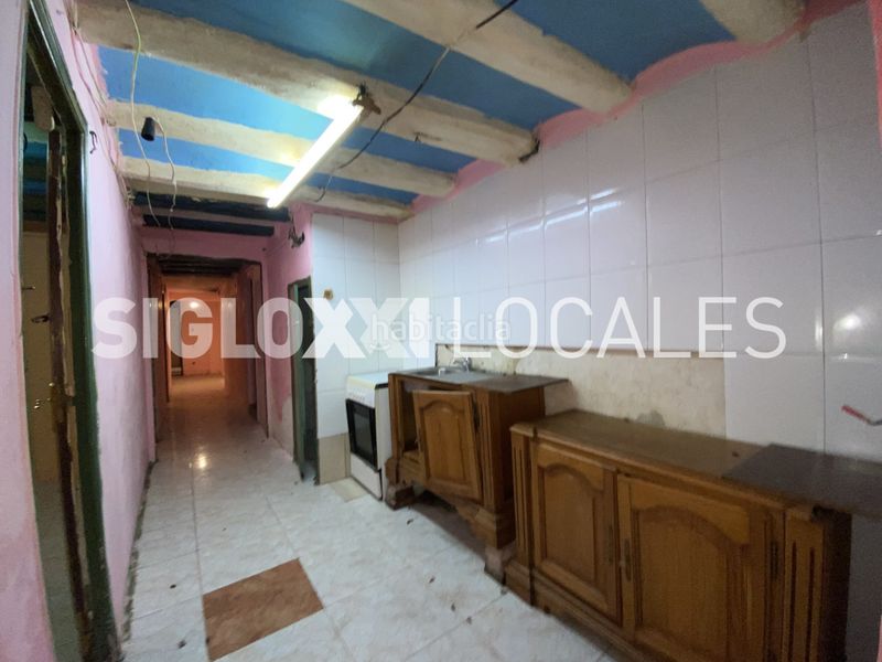 Foto 2f5ff0e5-6014-43f1-8fcc-28a9533d572b. Local comercial a Hostafrancs Barcelona