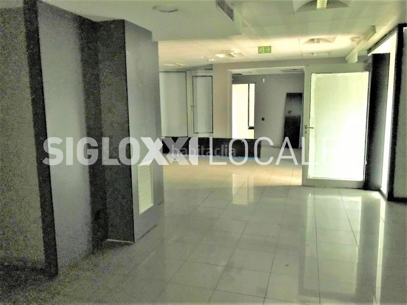 Foto 0c856571-aee4-469c-9758-b395e6e1c795. Local comercial a La Salut Barcelona