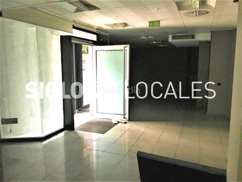 Foto 81f28a18-f1f7-4708-aa07-3ae8ac3f0df9. Local comercial a La Salut Barcelona
