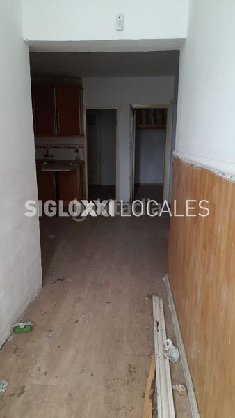 Foto 0f7c5386-0618-4079-83bd-6ea570fb4fd2. Local comercial a Navas Barcelona