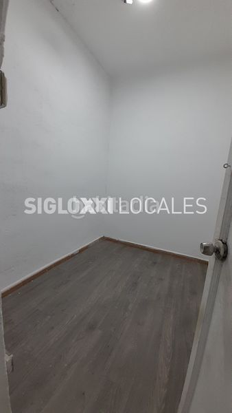 Foto d0445f57-4503-47f3-b39b-40568c368c7e. Local comercial a Navas Barcelona