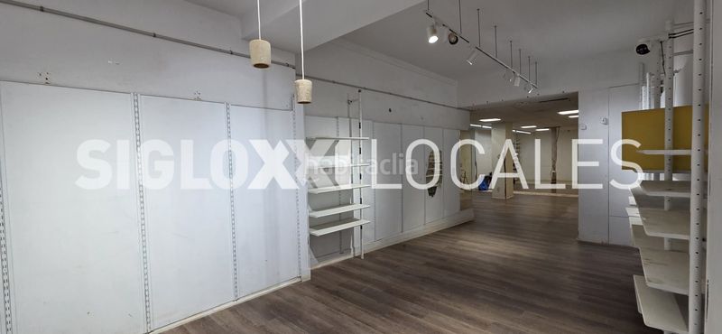 Foto ba0a09c4-fb1f-48e7-a9c4-114d97cbf7cd. Local comercial a St. Pere - Sta. Caterina - El Born Barcelona