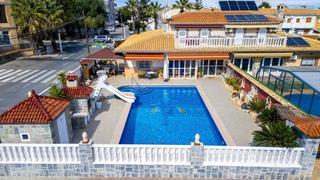 Casa adossada  Calle isla córcega