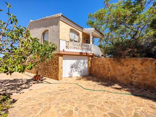 Chalet  Urb aguas nuevas