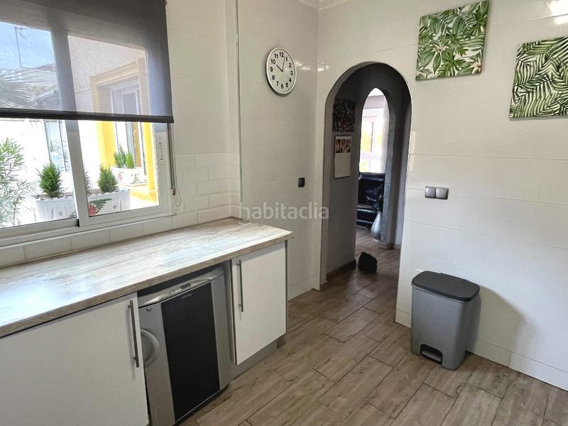 Foto dea39711-1dc8-4166-ba51-609df6c70321. Chalet mit parking pool in La Zenia Orihuela